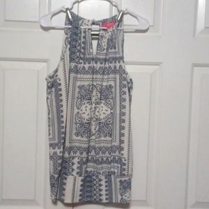 Catherine malandrino size large tank doo dressy Paisley